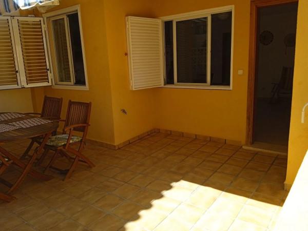 Chalet adosado en calle Remo