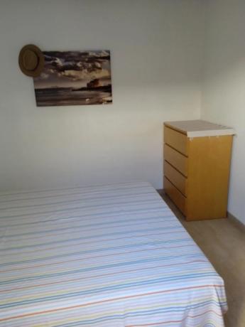 Chalet adosado en calle Remo