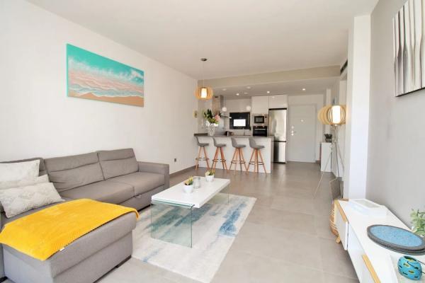 Piso en calle Comunidad Andaluza, 12