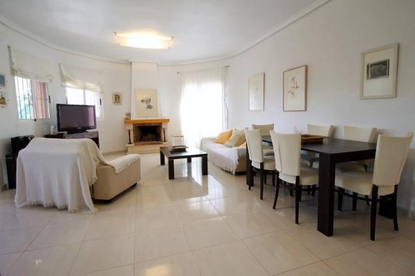 Casa independiente en avenida de España