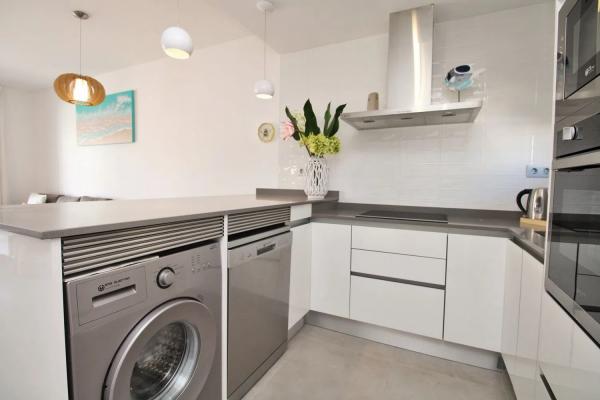 Piso en calle Comunidad Andaluza, 12