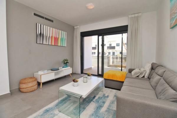 Piso en calle Comunidad Andaluza, 12