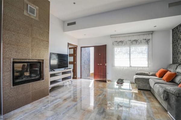 Casa independiente en calle Remo