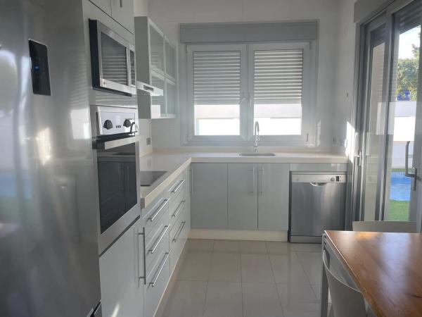 Casa independiente en avenida de Austria, 14