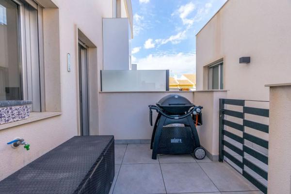 Chalet adosado en calle Remo s/n