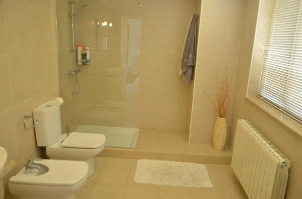 Casa independiente en calle Alerce, 8