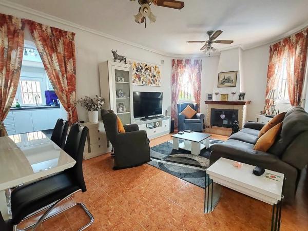 Casa independiente en calle Madroño