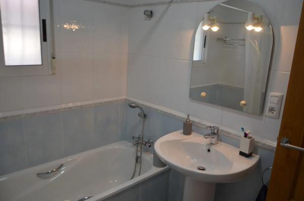 Casa independiente en calle Alerce, 8