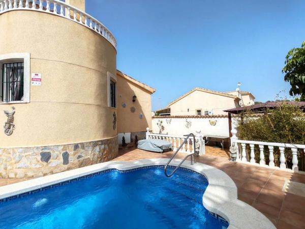 Casa independiente en calle Madroño