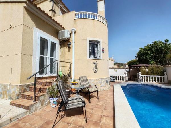 Casa independiente en calle Madroño