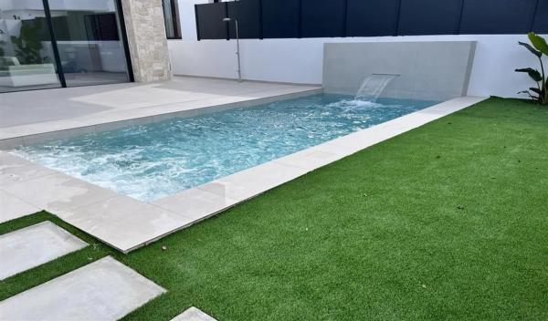 Villas en GOLF / ROJALES / PLAYAS DE GUARDAMAR