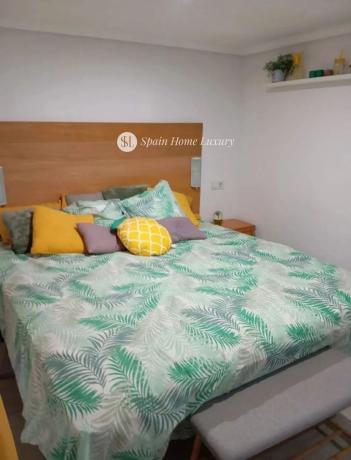 Chalet pareado en calle Vall de Gallinera