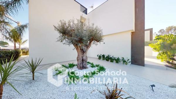 Casa independiente en calle Ribera