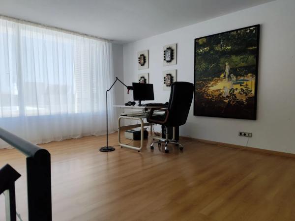 Casa independiente en calle Cézanne, 14