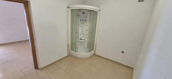 Casa independiente en calle Santa Lucía