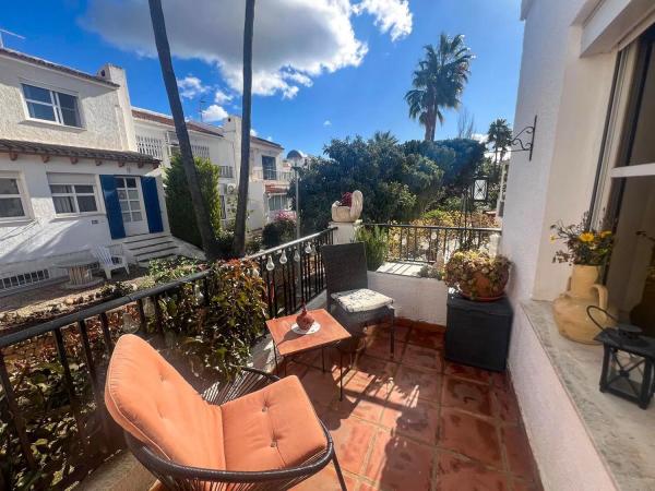 Chalet adosado en calle Vall de Ceta