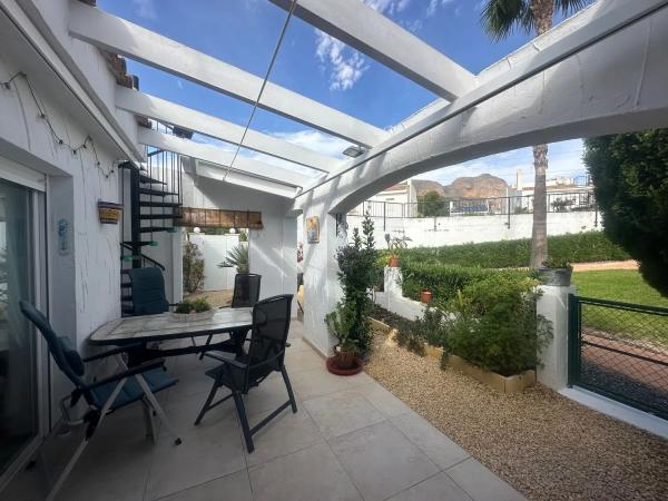 Chalet adosado en calle Serra del Cabeçó d'Or, 18