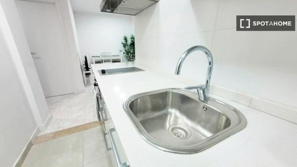 Apartamento estudio completo de 1 dormitorio en Barcelona