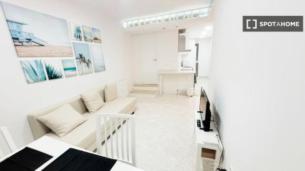 Apartamento estudio completo de 1 dormitorio en Barcelona
