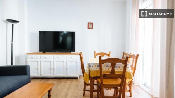 Apartamento completo de 2 dormitorios en Sevilla