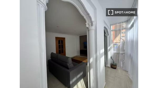 Apartamento de 1 dormitorio en alquiler en Benidorm