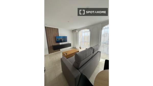 Apartamento de 1 dormitorio en alquiler en Benidorm