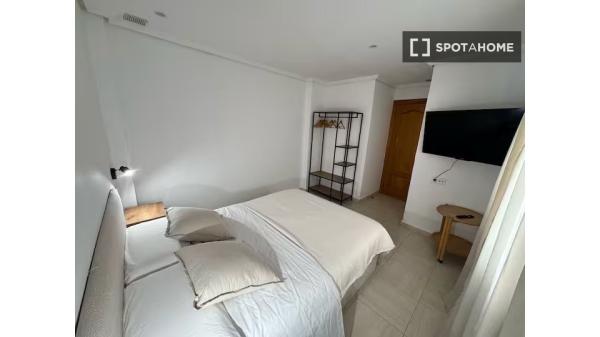 Apartamento de 1 dormitorio en alquiler en Benidorm