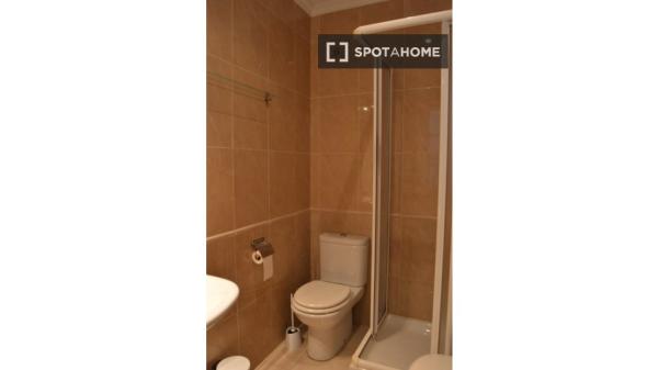 Apartamento entero de 1 dormitorio en Cádiz