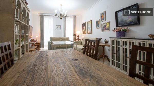 Piso completo de 3 habitaciones en Cádiz