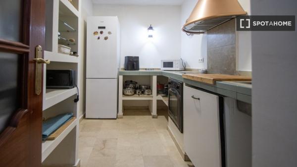 Piso completo de 3 habitaciones en Cádiz