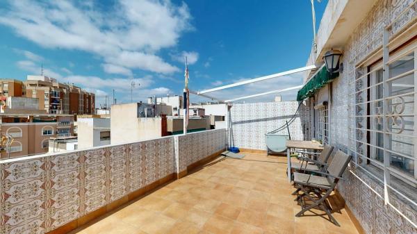 Ático en calle de Escoto