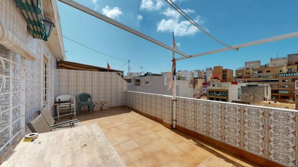 Ático en calle de Escoto