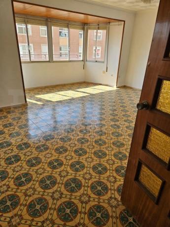 Piso en Barrio Mercado