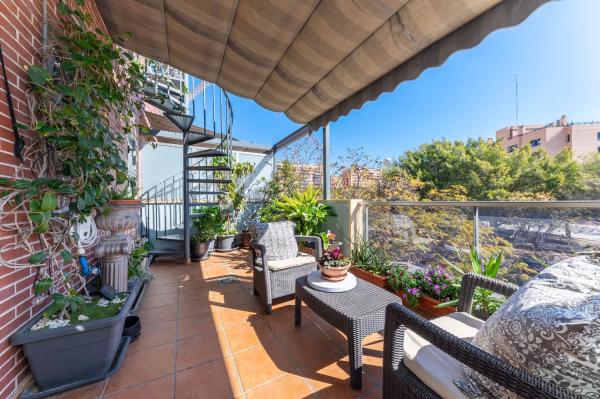 Chalet adosado en calle Doctor Juan López Sánchez