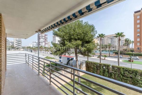 Piso en avenida de la Costa Blanca