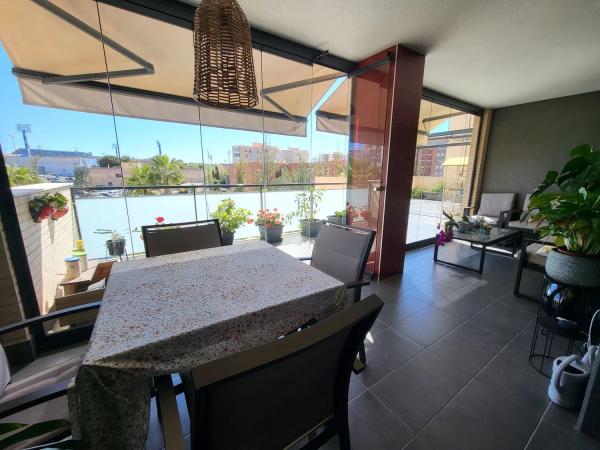 Piso en calle Campo de Mirra, 12