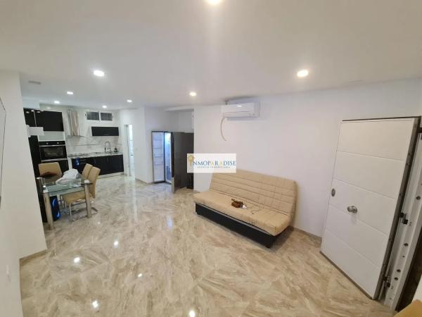 Estudio en calle del Arquitecto Jover