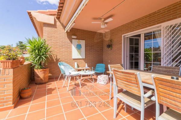 Chalet adosado en calle Economista German Bernacer, 39