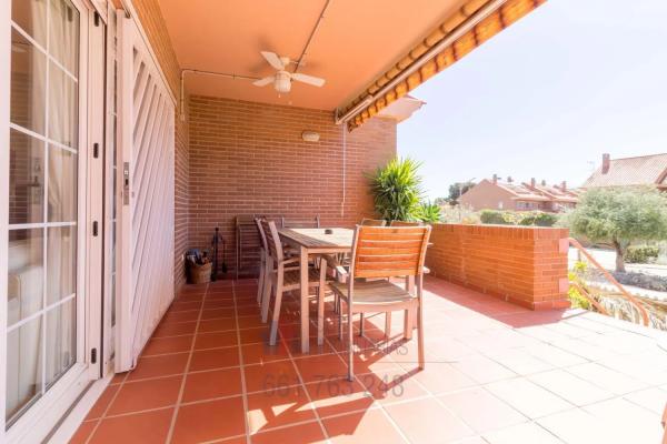 Chalet adosado en calle Economista German Bernacer, 39