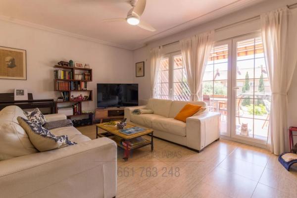 Chalet adosado en calle Economista German Bernacer, 39