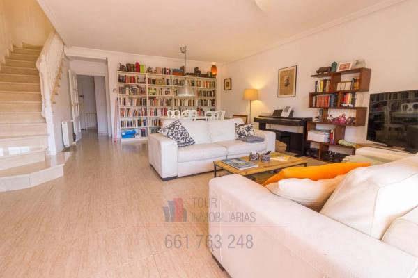 Chalet adosado en calle Economista German Bernacer, 39