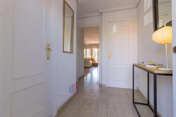 Chalet adosado en calle Economista German Bernacer, 39