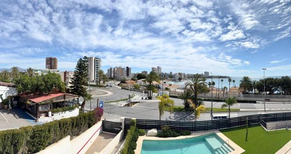 Casa independiente en avenida Albufereta