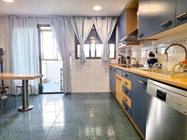 Dúplex en calle Madre Teresa de Calcuta, 4