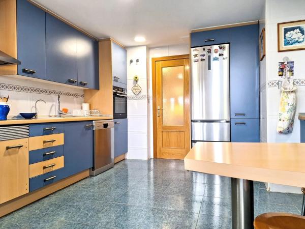 Dúplex en calle Madre Teresa de Calcuta, 4