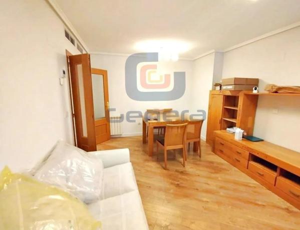 Piso en calle José García Sellés