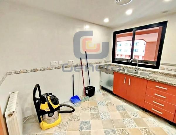 Piso en calle José García Sellés