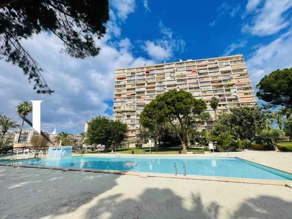 Piso en calle Arpón, 13 b