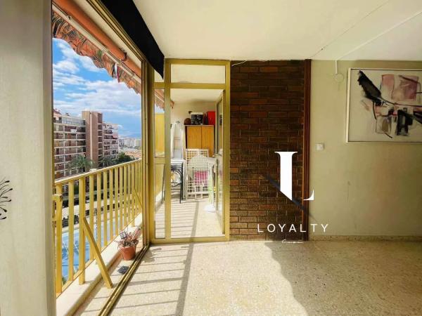 Piso en calle Arpón, 13 b