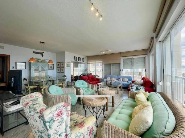 Piso en avenida de Niza